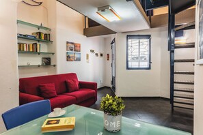 Íbúð | Borðhald á herbergi eingöngu