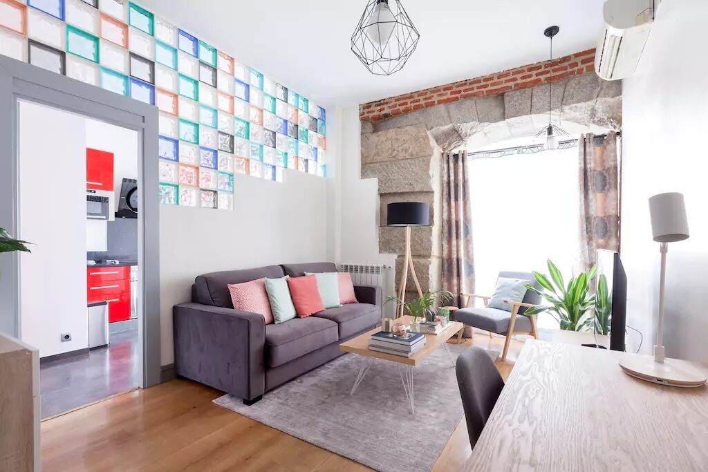 Smart-TV, bøker og printere