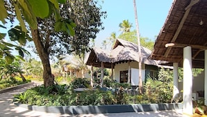 Unclassified image, 5 of 31, button - Mafia KIvulini Lodge (Mafia Island)