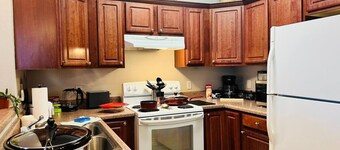 Spacious, 2 King Beds, 6 Sleeper, 4 mi. From Beach