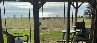 Inlet View Cottage in North Kenai