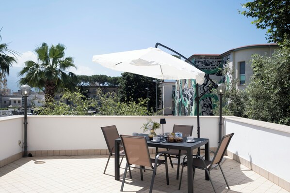 Deluxe Apartment | Terrace/patio - A Casa dei Nonni (Pompei)