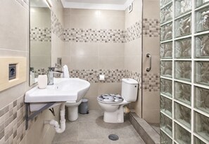 Bathroom - La Noria Floor 1 (Torre Del Mar)