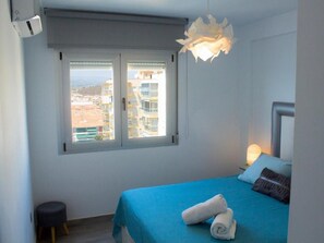 1 soverom, strykejern/-brett, wi-fi (inkludert) og sengetøy