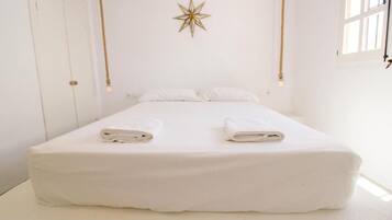 1 dormitorio, tabla de planchar con plancha, wifi gratis y ropa de cama