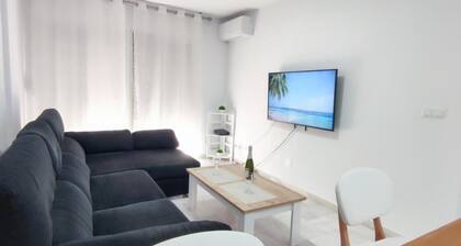 FANTASTIC FULLY RENOVATED APARTMENT