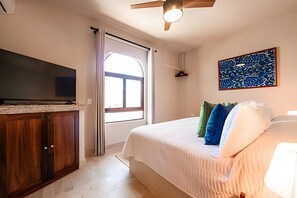 1 habitación, tabla de planchar con plancha, internet y ropa de cama 