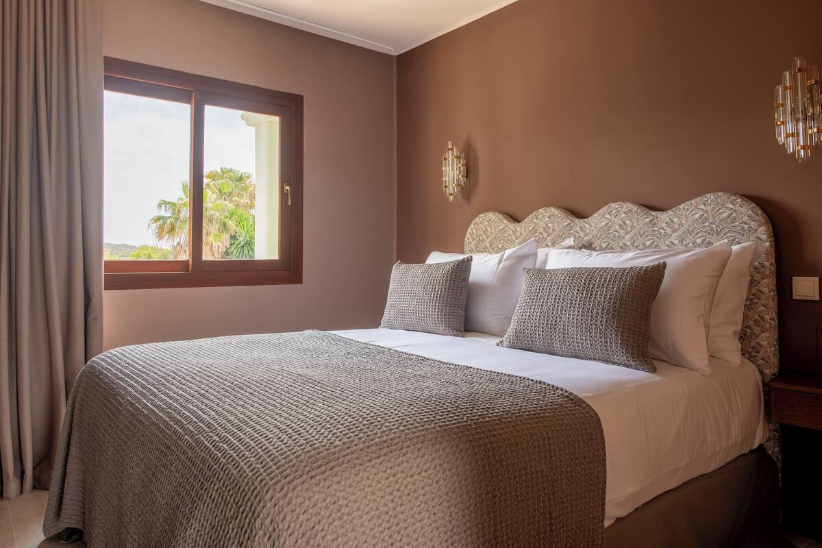 Double Room | Premium bedding, WiFi (free), bed sheets