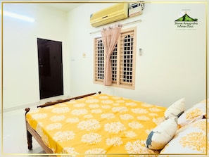 2 bedrooms, bed sheets