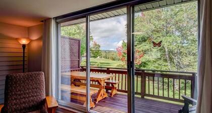4BR/4Bath Townhome w/AC, Walk to Ski, Golf, Tennis, Hiking and More!