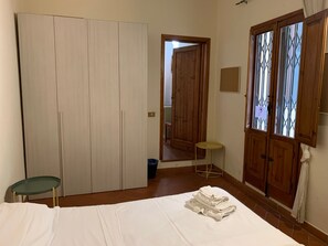 Apartment | 2 bedrooms - Sdrucciolo dei Pitti First Floor (Florence)