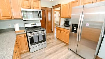 House | 3 bedrooms, Internet