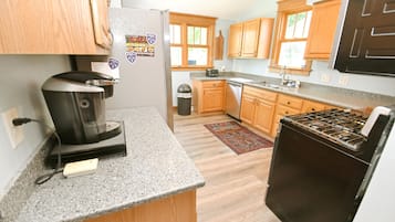 3 bedrooms, Internet