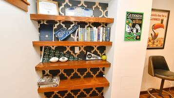 3 bedrooms, Internet