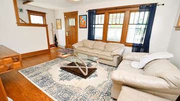 House | 3 bedrooms, Internet