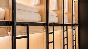 Shared Dormitory, Mixed Dorm | Egyptian cotton sheets, premium bedding, down duvets, memory-foam beds