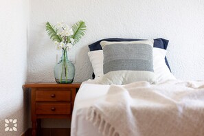 3 chambres, fer et planche à repasser, Wi-Fi gratuit