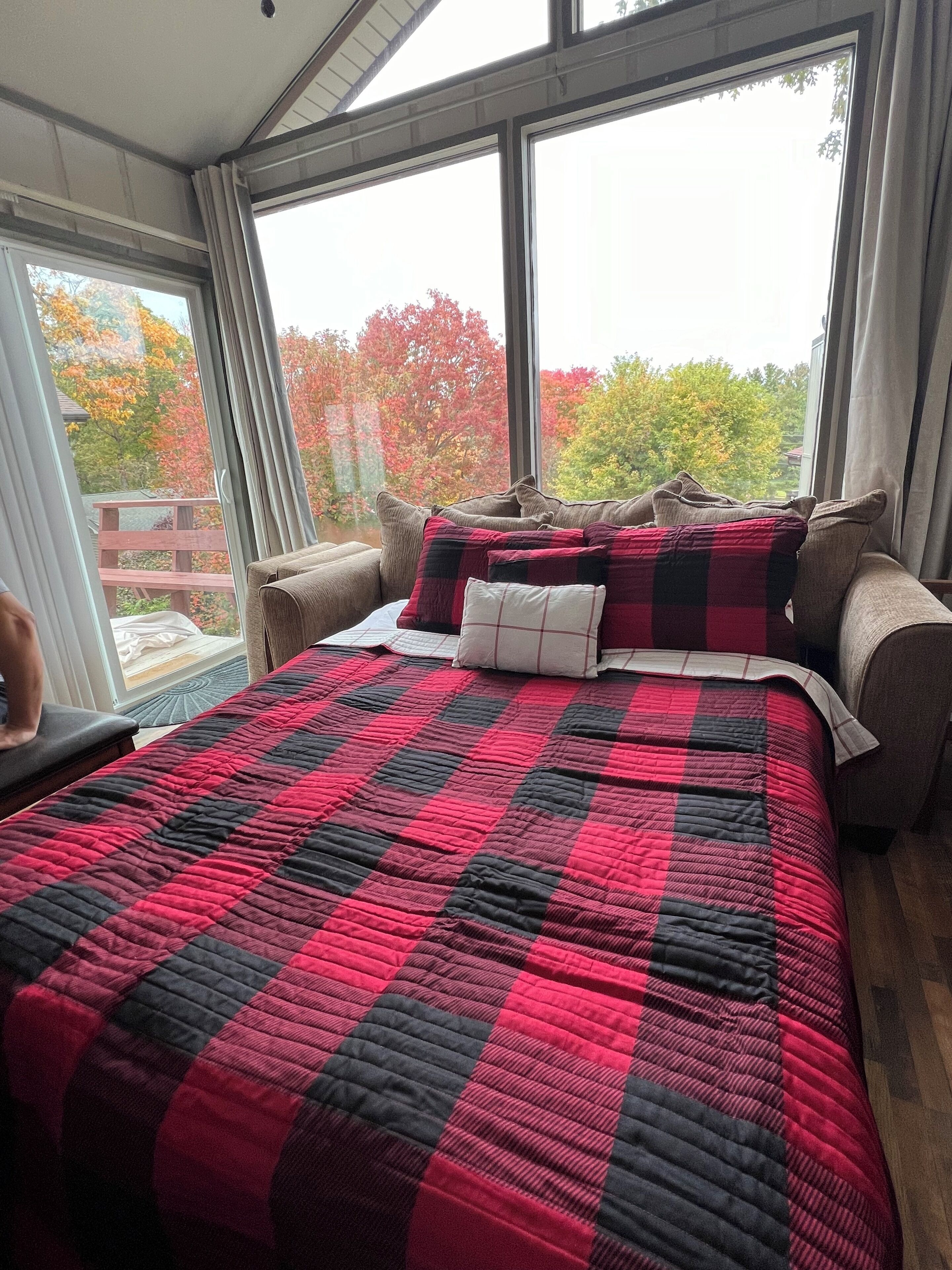 2 多间卧室、WiFi、床单