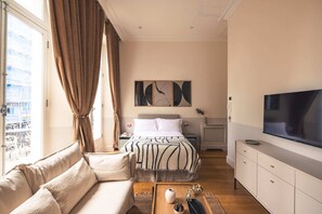 1 bedroom, iron/ironing board, WiFi, bed sheets