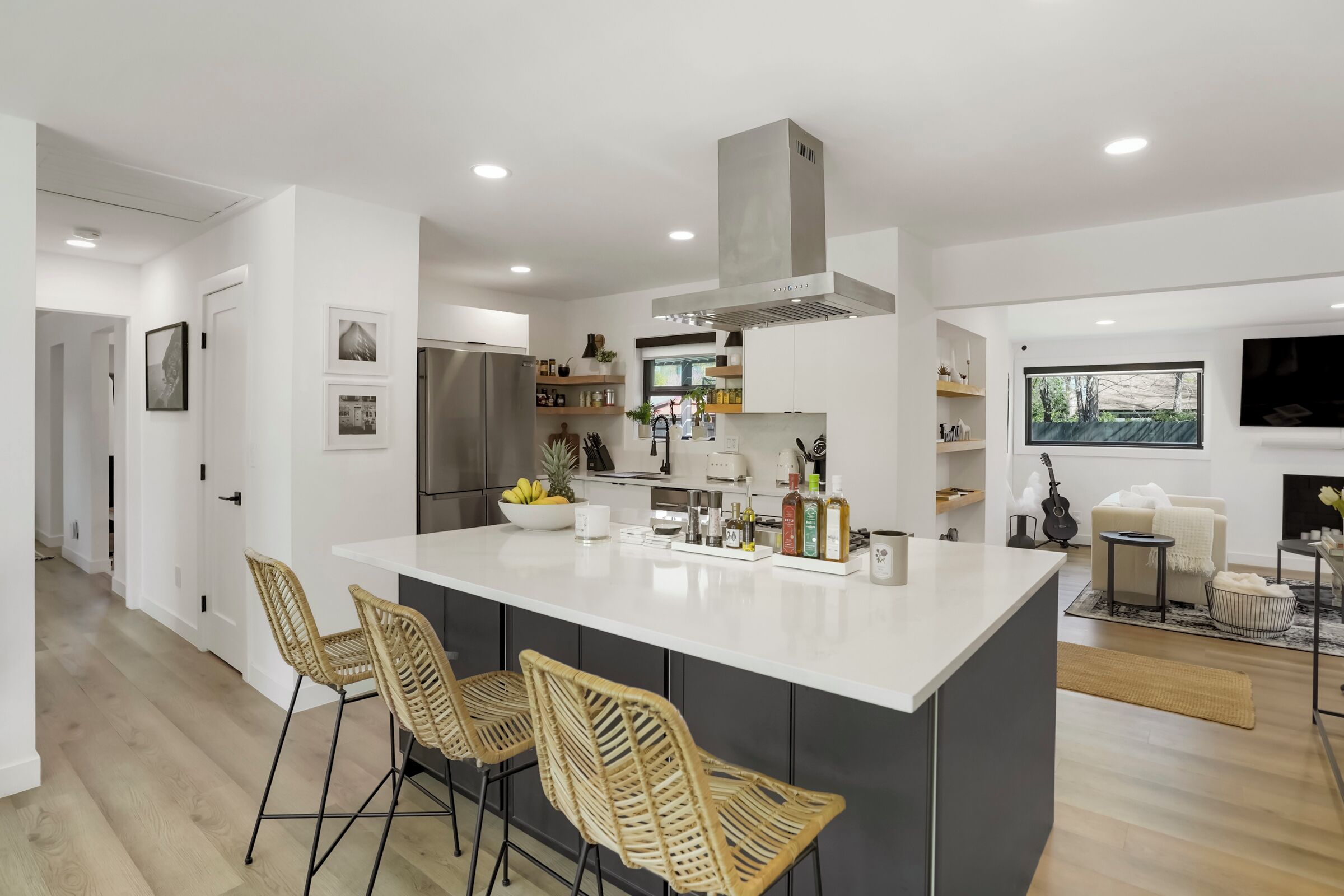 Microwave, oven, dishwasher