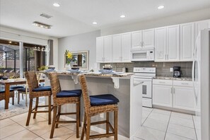 Fridge, microwave, oven, stovetop - Last Minute Disney Getaway! Luxury Villa with Private Pool & Game Room. Book Now! #66093 (Orlando)