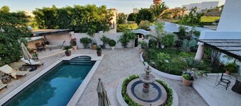 ##Spacious, Private Casa Shona, pool. Beach 5min walk.  San José Cabo