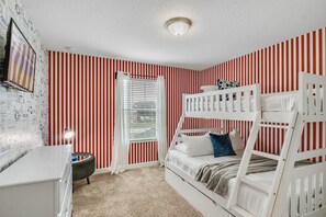 4 chambres, fer et planche Ă repasser, Wi-Fi, draps fournis