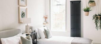 Beautiful, stylish ground floor Georgian apartment