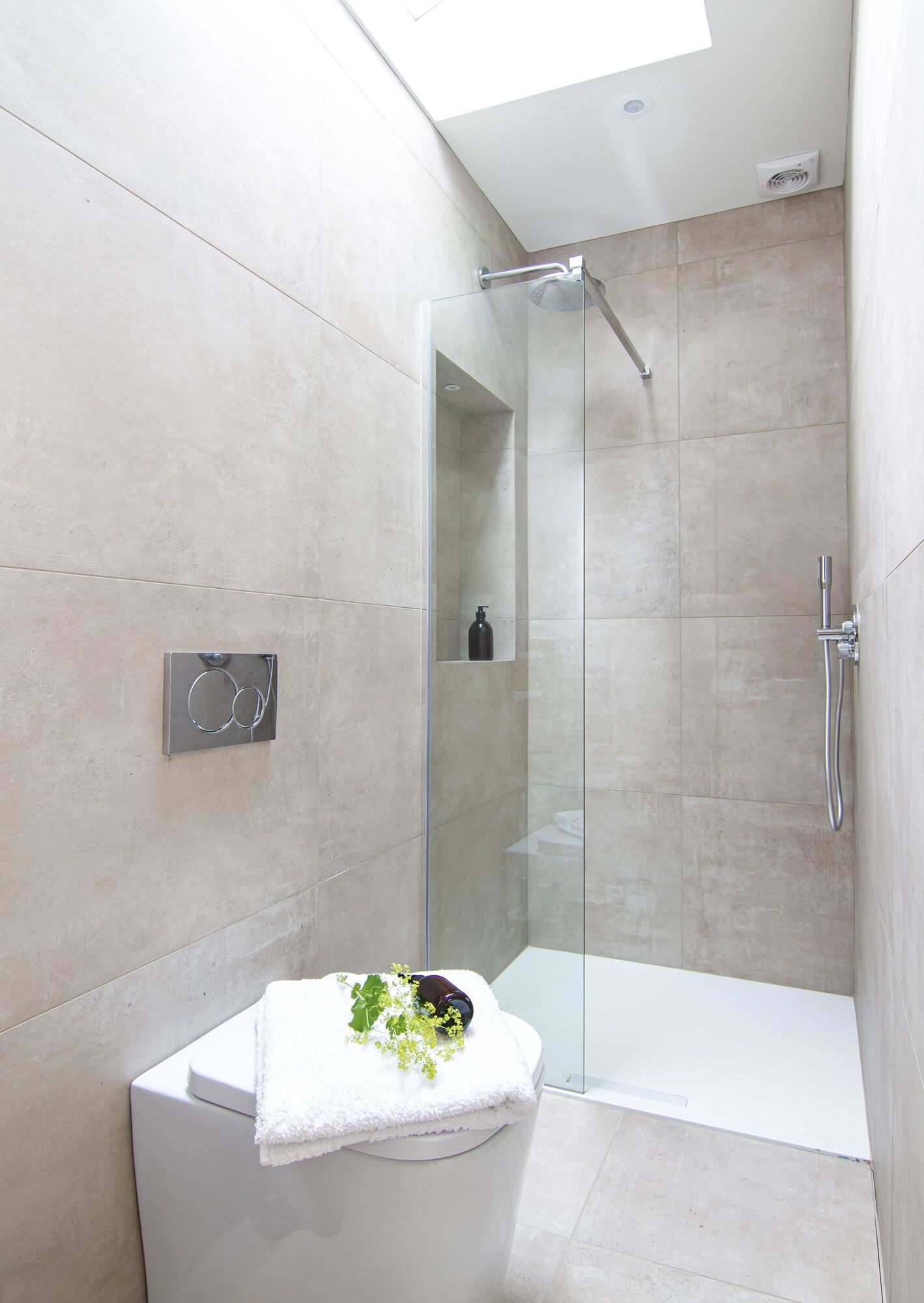 Shower, eco-friendly toiletries, hair dryer, towels
