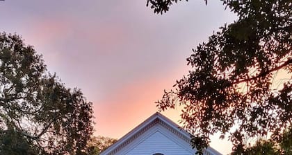 The Orleans Suite W/ King Bed