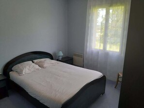 3 Schlafzimmer, Bügeleisen/Bügelbrett, Reisekinderbett, WLAN