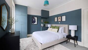 House (2 Bedrooms) | Exterior