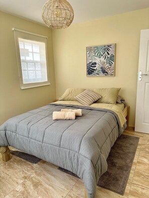 2 bedrooms, WiFi, bed sheets