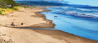 Neahkahnie Oregon, Oceanview, Pet Friendly Escape!