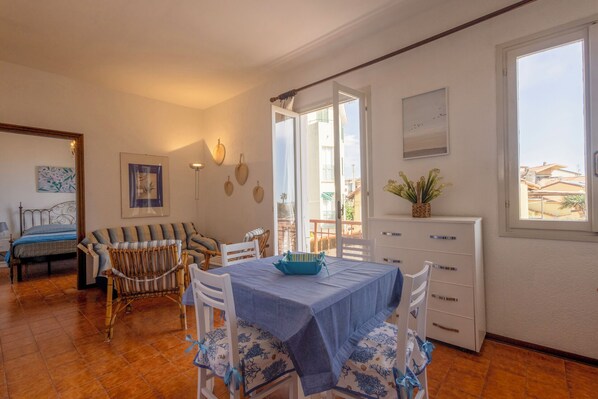 Departamento, balcón, vista al mar | Servicio a la habitación