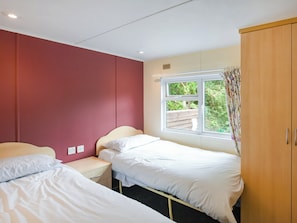2 bedrooms, bed sheets
