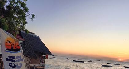Zanzi Beach Hotel