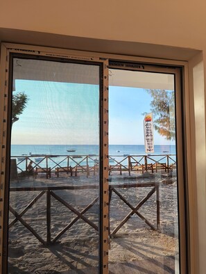 Luxury Double Room, Beach View | Free WiFi - Zanzi Beach Hotel  (Nungwi)