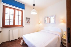 3 chambres, fer et planche Ă repasser, Wi-Fi gratuit, draps fournis
