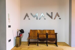 Interior - Amana - One Bedroom Guest House, Sleeps 2 (Naples)