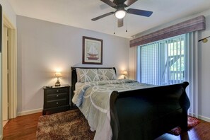 2 chambres, fer et planche à repasser, Wi-Fi gratuit, draps fournis