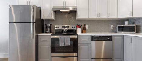 Microwave, oven, stovetop, dishwasher