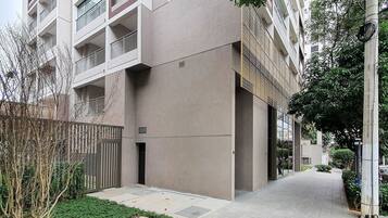 Elite Studio | Exterior