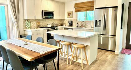 Flamingo Oasis - Next to the Atascadero lake/park/zoo!