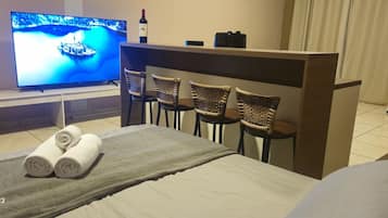 1 bedroom, iron/ironing board, free WiFi, bed sheets