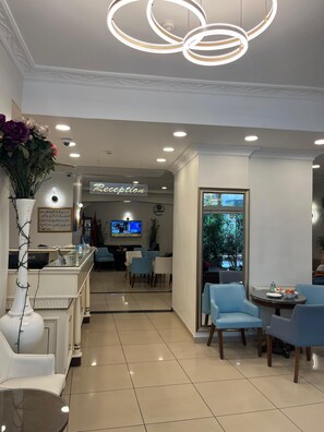 Reception - Adil Konak Hotel (Istanbul)
