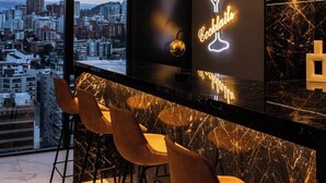 酒吧（店内）