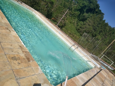 Pool. Sítio Cercado a Mata Atlântica !!! Privacidade Total em Meio a Natureza !!!