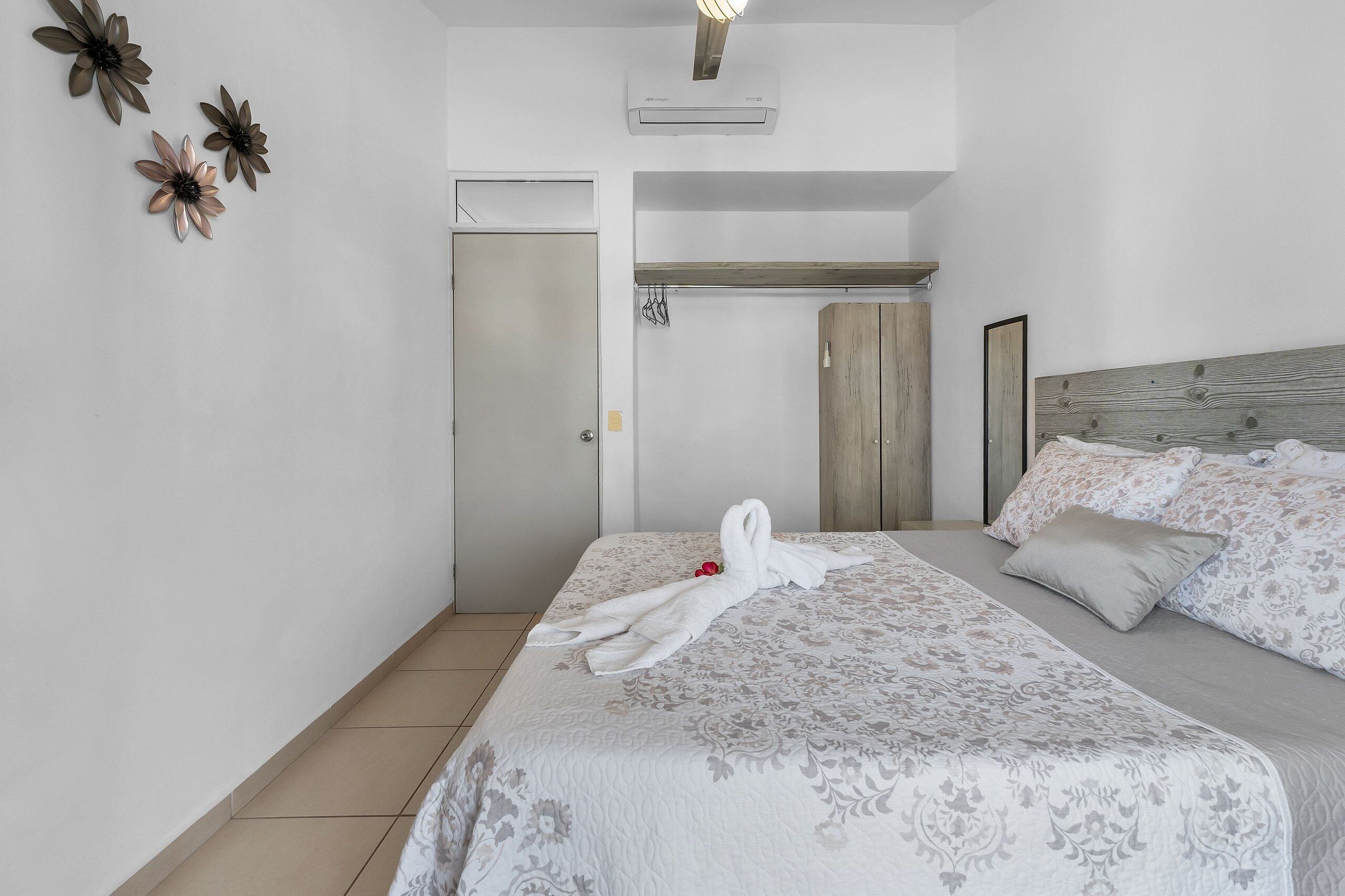 3 bedrooms, laptop workspace, soundproofing, iron/ironing board