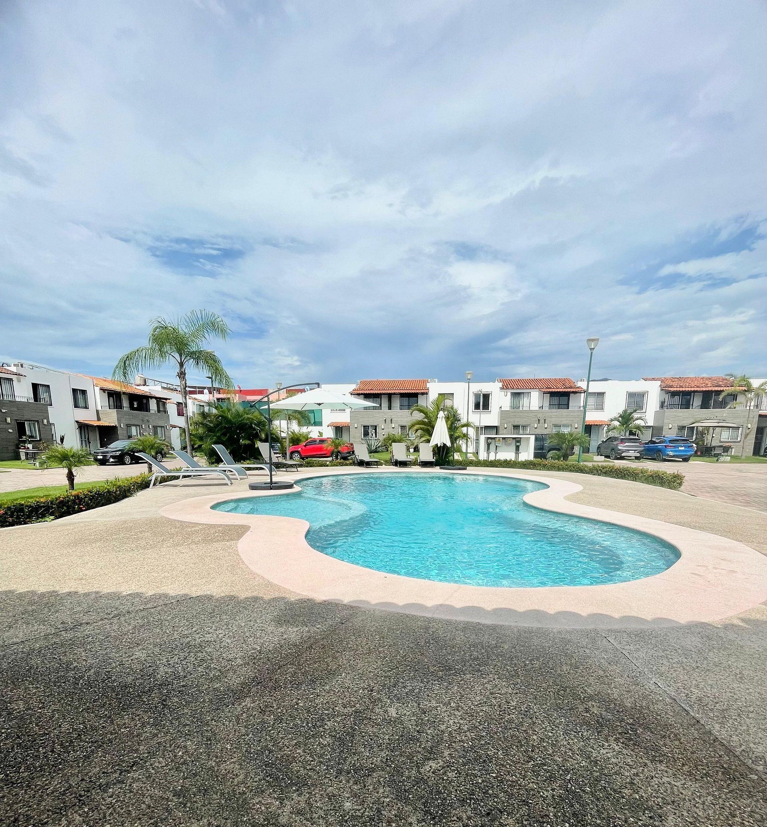 Grand Villa | Pool | Outdoor pool